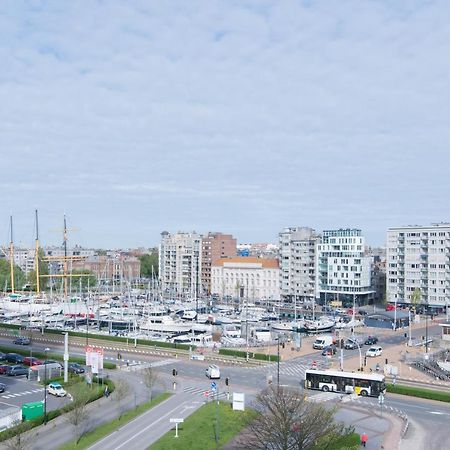 Zongericht Appartement Met Zicht Op De Jachthaven Oostende Eksteriør billede