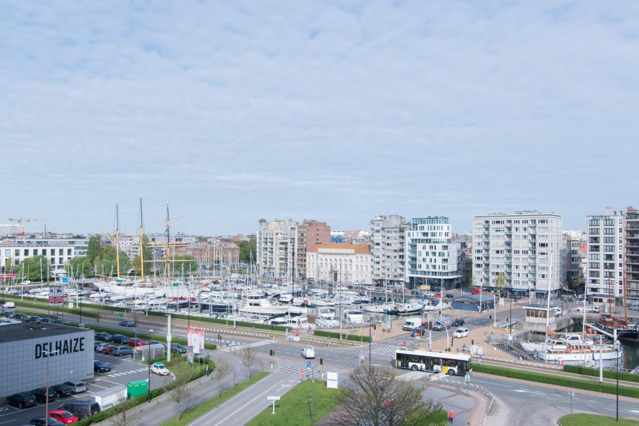 Zongericht Appartement Met Zicht Op De Jachthaven Oostende Eksteriør billede